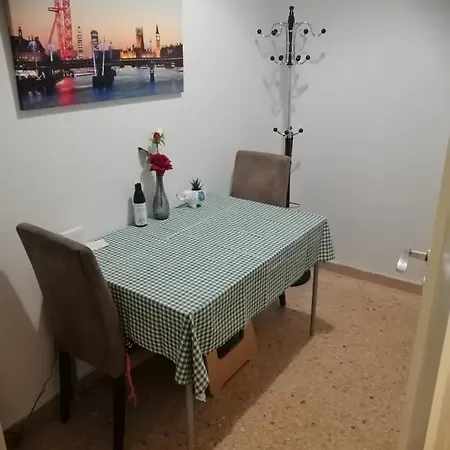Alexandras Metro Studio&200mbps *